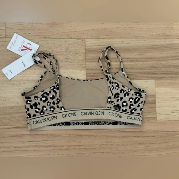 Calvin Klein bundle of Two New animal print bralettes size M - Picture 7 of 13